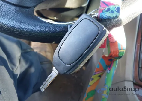 2006 Volvo S60 2.5T из США, поврежденный, VIN YV1RH592062515542